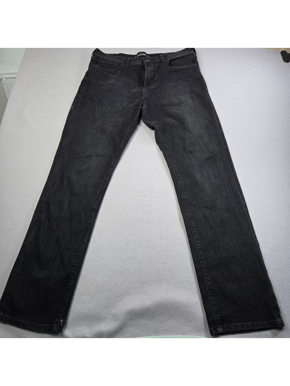Bluffworks Departure 2.0 Mens Jeans 35x34 Regular Fit Black Travel Denim Coolmax
